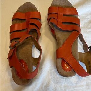 Clarks Artisan Women's Orange Leather Sandals Size 9